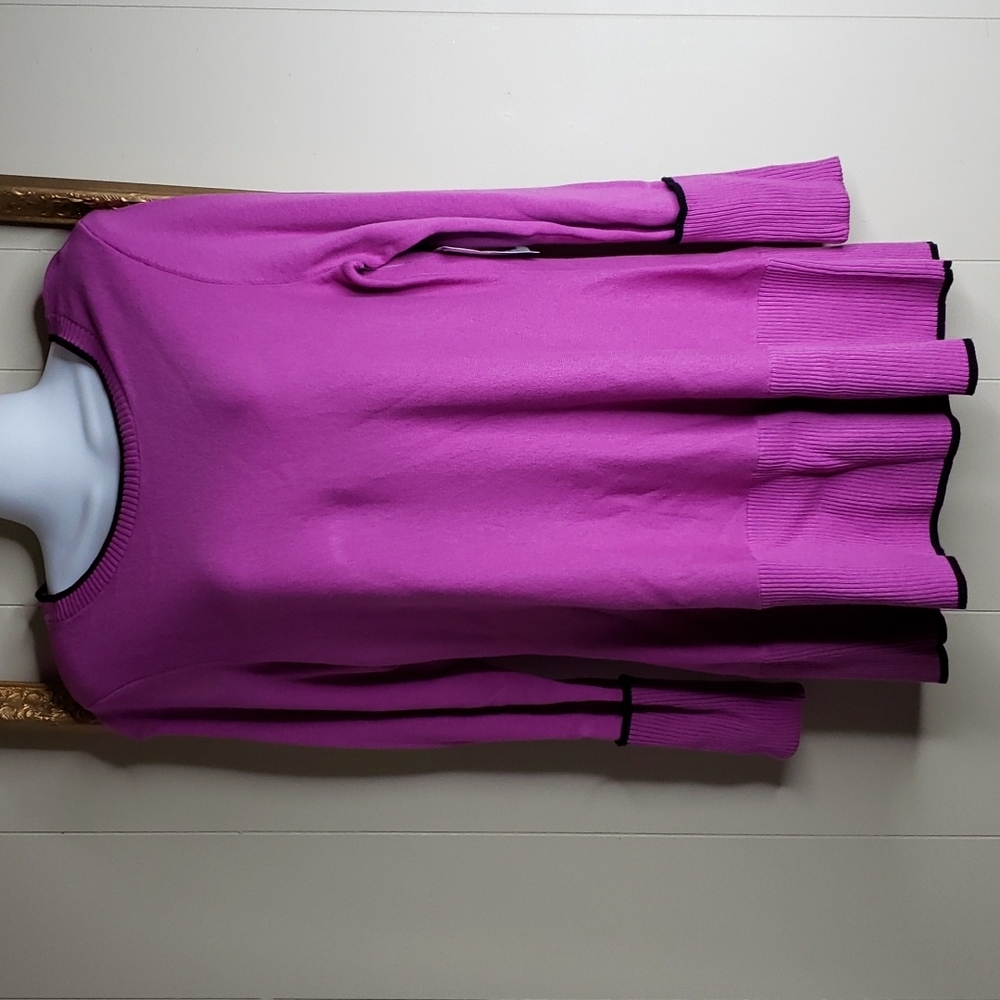 Elegant Fuchsia Crew Neck Sweater